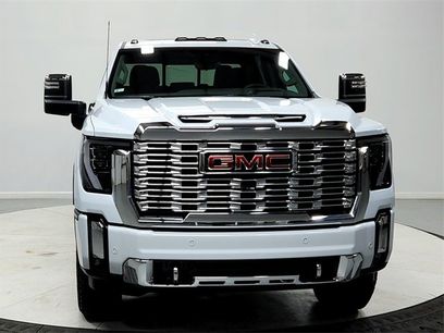 New 2026 GMC Sierra 2500 Denali w/ Denali Reserve Package