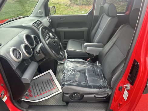 Used 2006 Honda Element EX image 7