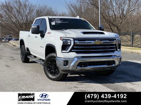 Used 2024 Chevrolet Silverado 2500 LTZ w/ LTZ Convenience Package image 1