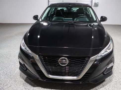 Used 2021 Nissan Altima 2.5 SR w/ SR Premium Package FWD image 4