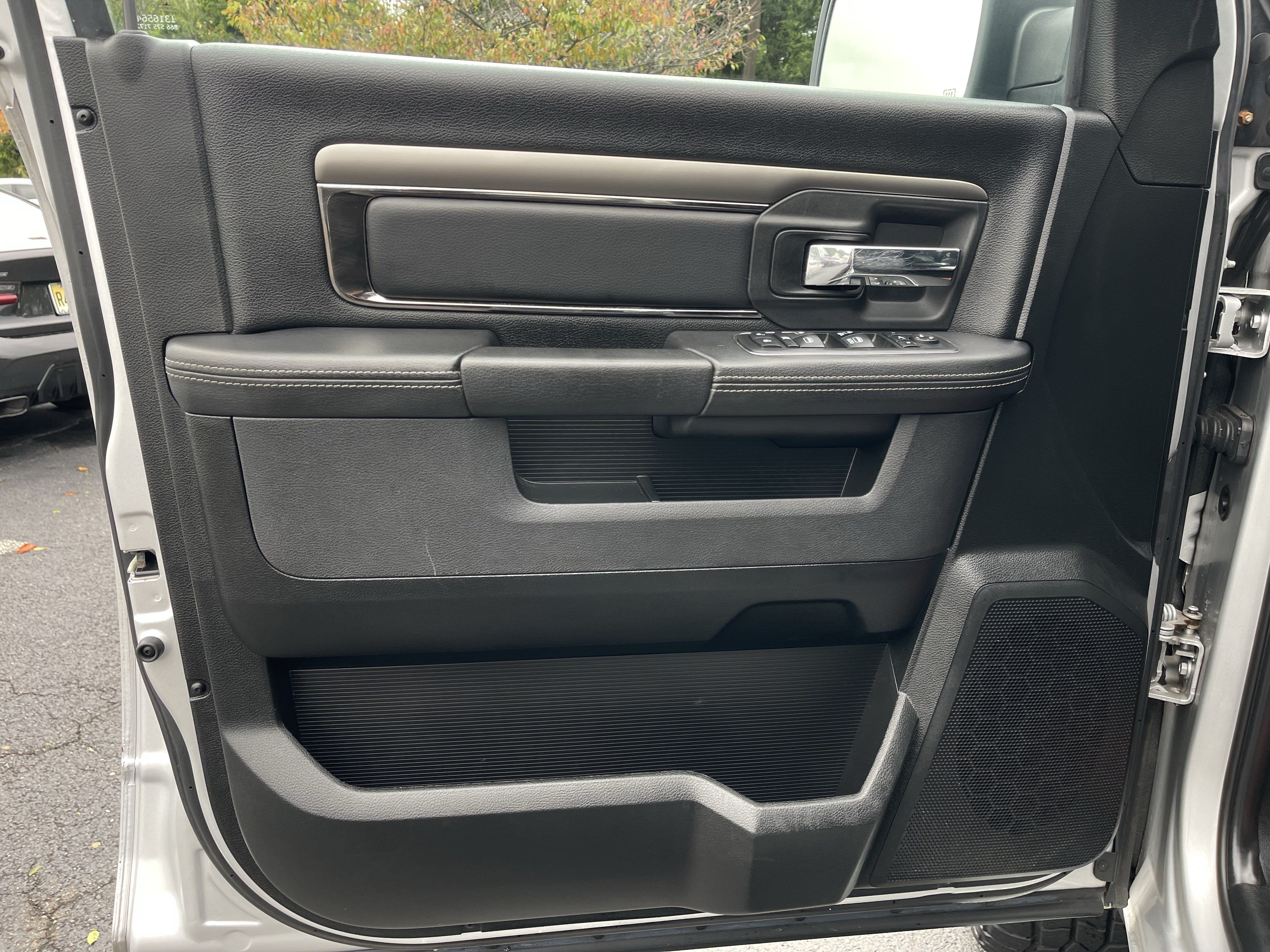 Used 2017 RAM 1500 Sport w/ Quick Order Package 26Q Night AWD/4WD image 12