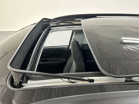 Certified 2023 Chevrolet Equinox LT AWD/4WD image 19