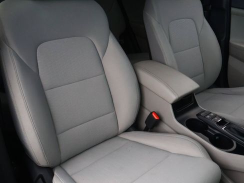 Used 2020 Hyundai Tucson SEL FWD image 16