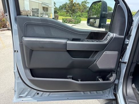 New 2026 Ford F250 Lariat w/ Black Appearance Package AWD/4WD image 22