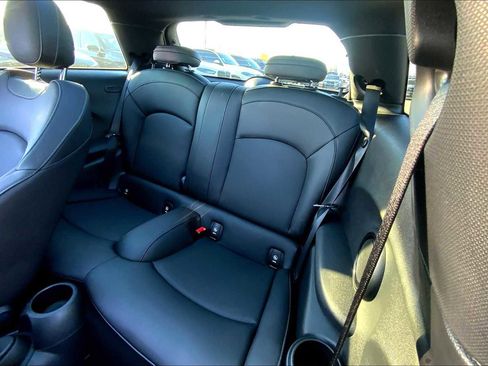 Used 2023 MINI Cooper S image 17