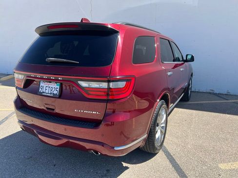 Used 2022 Dodge Durango Citadel RWD image 9