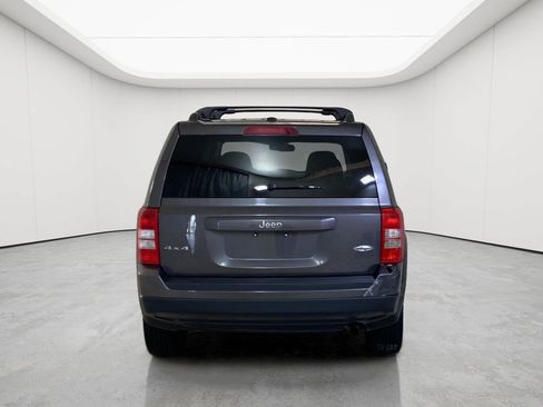 Used 2015 Jeep Patriot High Altitude AWD/4WD image 4