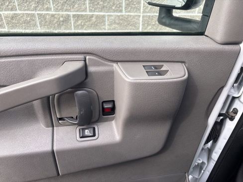 New 2025 Chevrolet Express 3500 w/ Power Convenience Package image 26