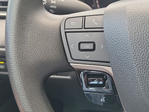 Used 2025 Toyota Camry LE FWD image 20