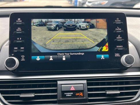 Used 2020 Honda Accord EX image 36
