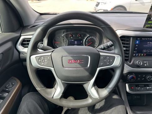 Used 2023 GMC Acadia SLE AWD/4WD image 25