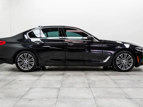 Used 2017 BMW 540i xDrive w/ Premium Package image 10