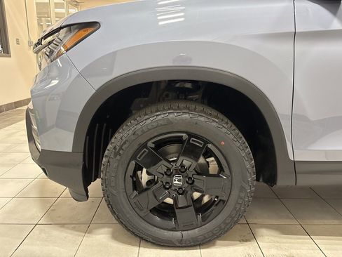 New 2026 Honda Ridgeline Black Edition image 7