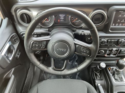 Used 2023 Jeep Wrangler Unlimited Sport AWD/4WD image 24