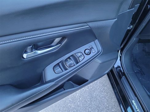 Used 2021 Nissan Sentra SV image 15