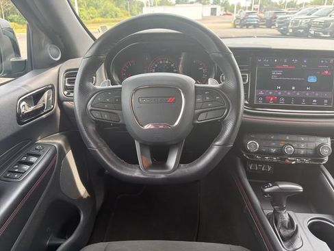 Used 2025 Dodge Durango GT AWD/4WD image 16