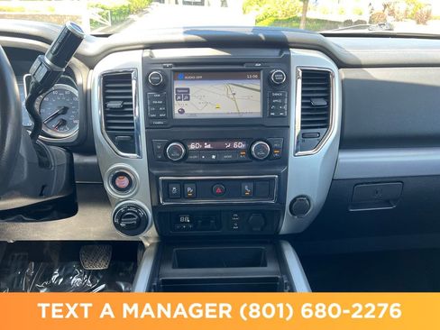 Used 2018 Nissan Titan PRO-4X w/ Pro-4x Utility Package AWD/4WD image 17