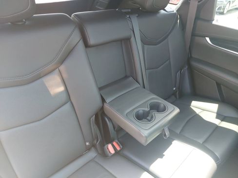 Used 2023 Cadillac XT5 Premium Luxury FWD image 11