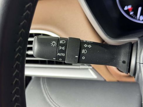 Used 2022 Subaru Outback Touring image 20