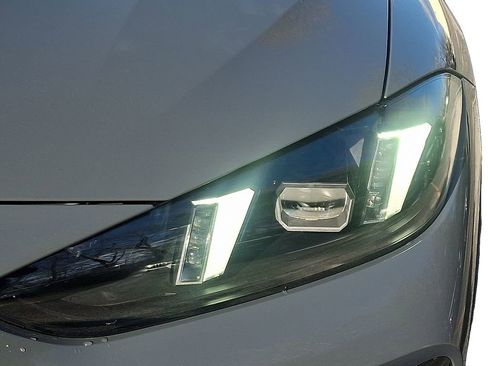 Certified 2025 BMW 430i xDrive Coupe w/ M Sport Package image 10