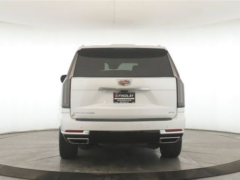 Used 2025 Cadillac Escalade Premium Luxury w/ Touring Package image 11