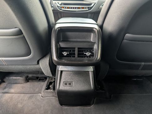 Used 2024 Cadillac Lyriq Tech AWD/4WD image 19