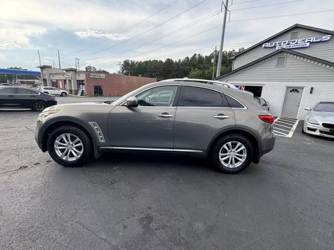 Used 2010 INFINITI FX35 AWD w/ Premium Pkg image 9