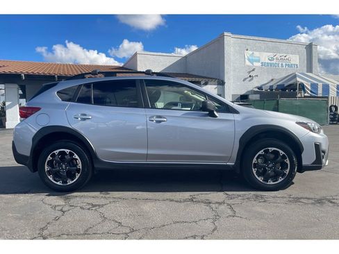 Certified 2023 Subaru Crosstrek 2.0i image 7