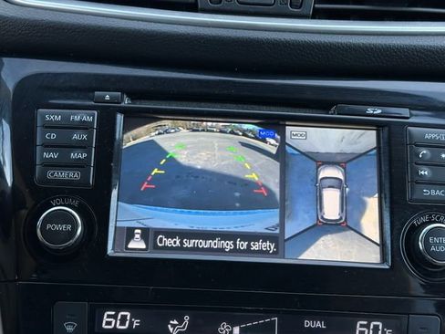 Used 2015 Nissan Rogue SL w/ SL Premium Package image 20