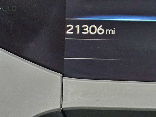 Used 2024 Toyota Prius Prime FWD image 13