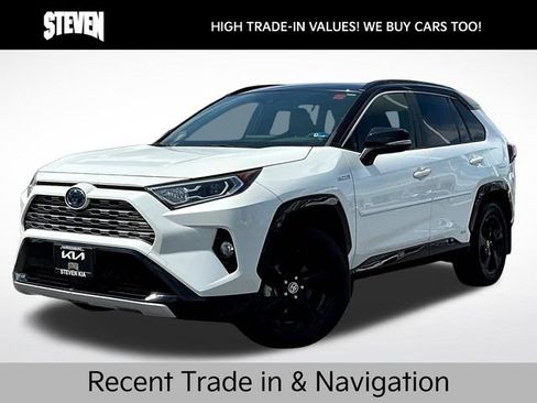 Used 2020 Toyota RAV4 XSE w/ Carpet Mat Package AWD/4WD image 3