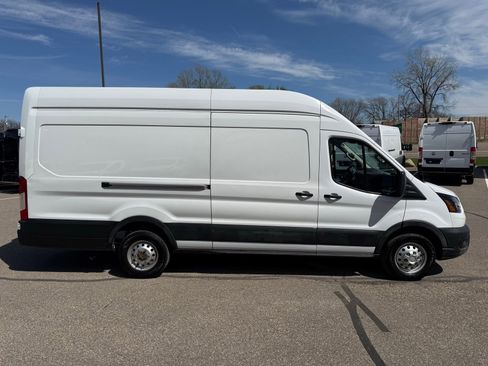 Used 2023 Ford Transit 250 148 High Roof Extended AWD image 15