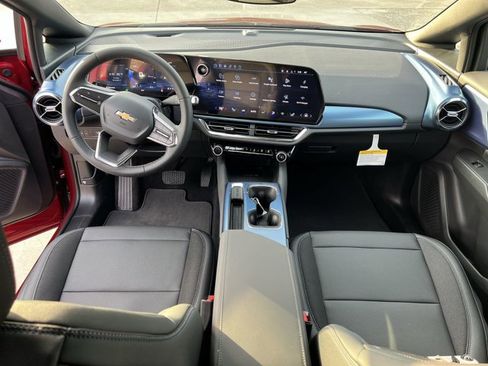 New 2026 Chevrolet Equinox EV LT image 21