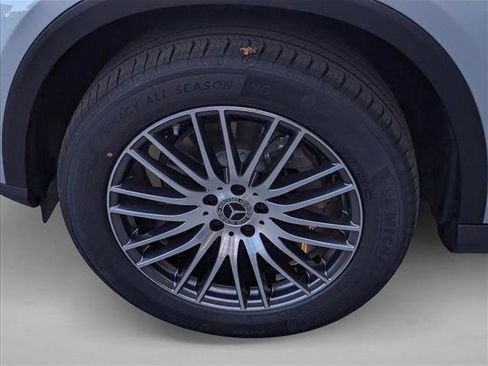 New 2026 Mercedes-Benz GLC 300 image 9