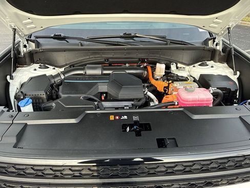 Used 2025 Hyundai Santa Fe Calligraphy image 14