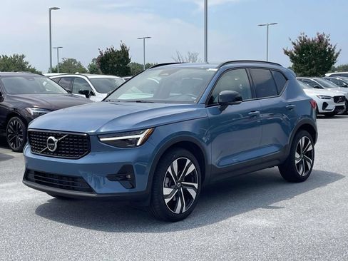 Used 2025 Volvo XC40 B5 Ultra w/ Protection Package Premier AWD/4WD image 24