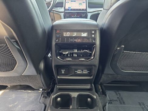Used 2022 Jeep Grand Cherokee L Limited image 26