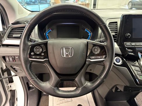 Used 2022 Honda Odyssey Touring image 15