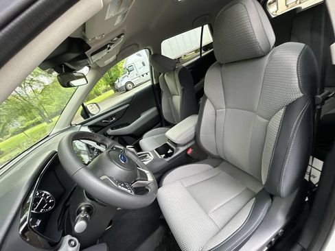 Certified 2025 Subaru Outback Premium AWD/4WD image 15