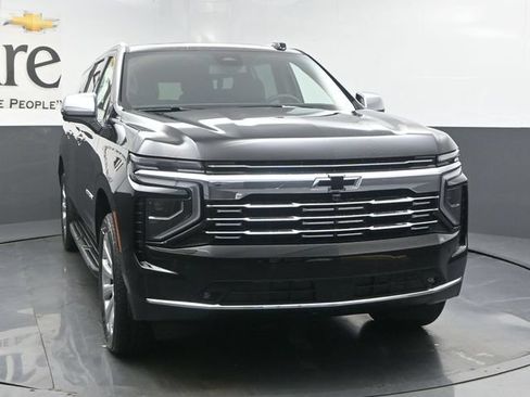 New 2026 Chevrolet Suburban Premier w/ Sun And Tow Package AWD/4WD image 30