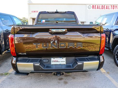 Used 2025 Toyota Tundra Limited w/ Power Package AWD/4WD image 9