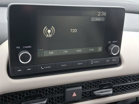 Certified 2024 Honda HR-V LX image 17