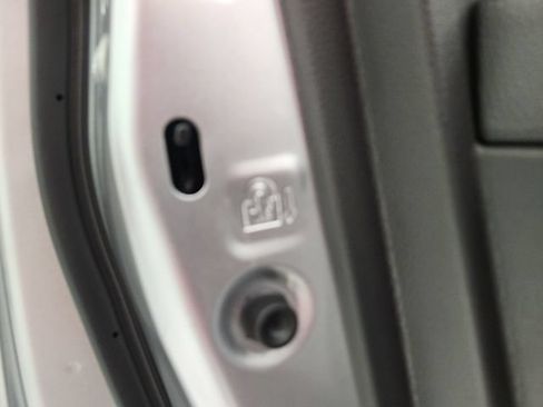 Certified 2026 Toyota Tacoma SR5 AWD/4WD image 30