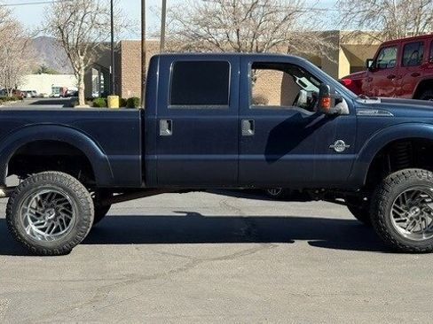 Used 2015 Ford F250 XLT w/ XLT Value Package image 8