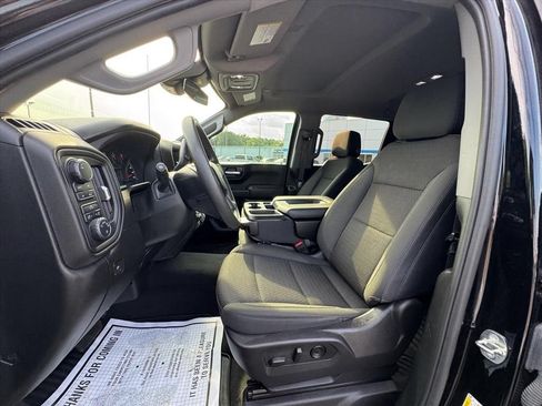 Used 2024 Chevrolet Silverado 1500 Custom AWD/4WD image 17
