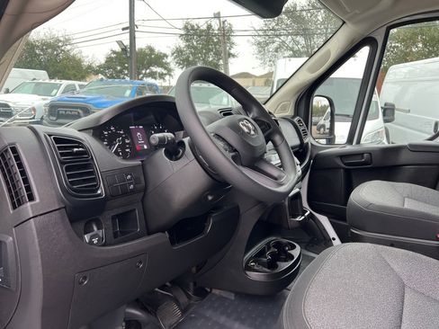 Used 2025 RAM ProMaster 2500 image 13