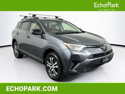 Used 2018 Toyota RAV4 LE w/ All Weather Liner Package FWD image 1