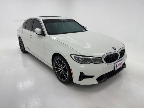 Used 2020 BMW 330i Sedan w/ Convenience Package image 2