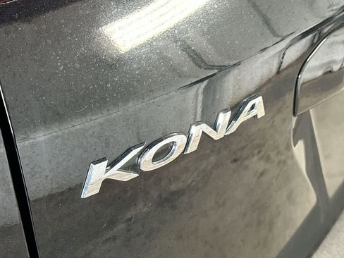 Used 2023 Hyundai Kona SEL w/ Cargo Package FWD image 10