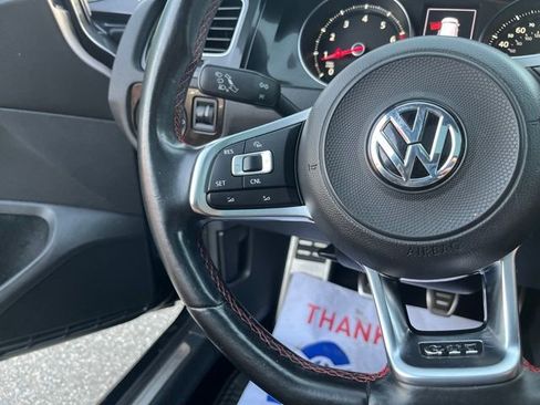 Used 2017 Volkswagen GTI SE image 42